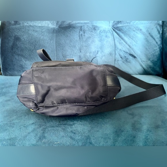 Tory Burch Tilda Nylon Crossbody, Navy EUC - Picture 7 of 9